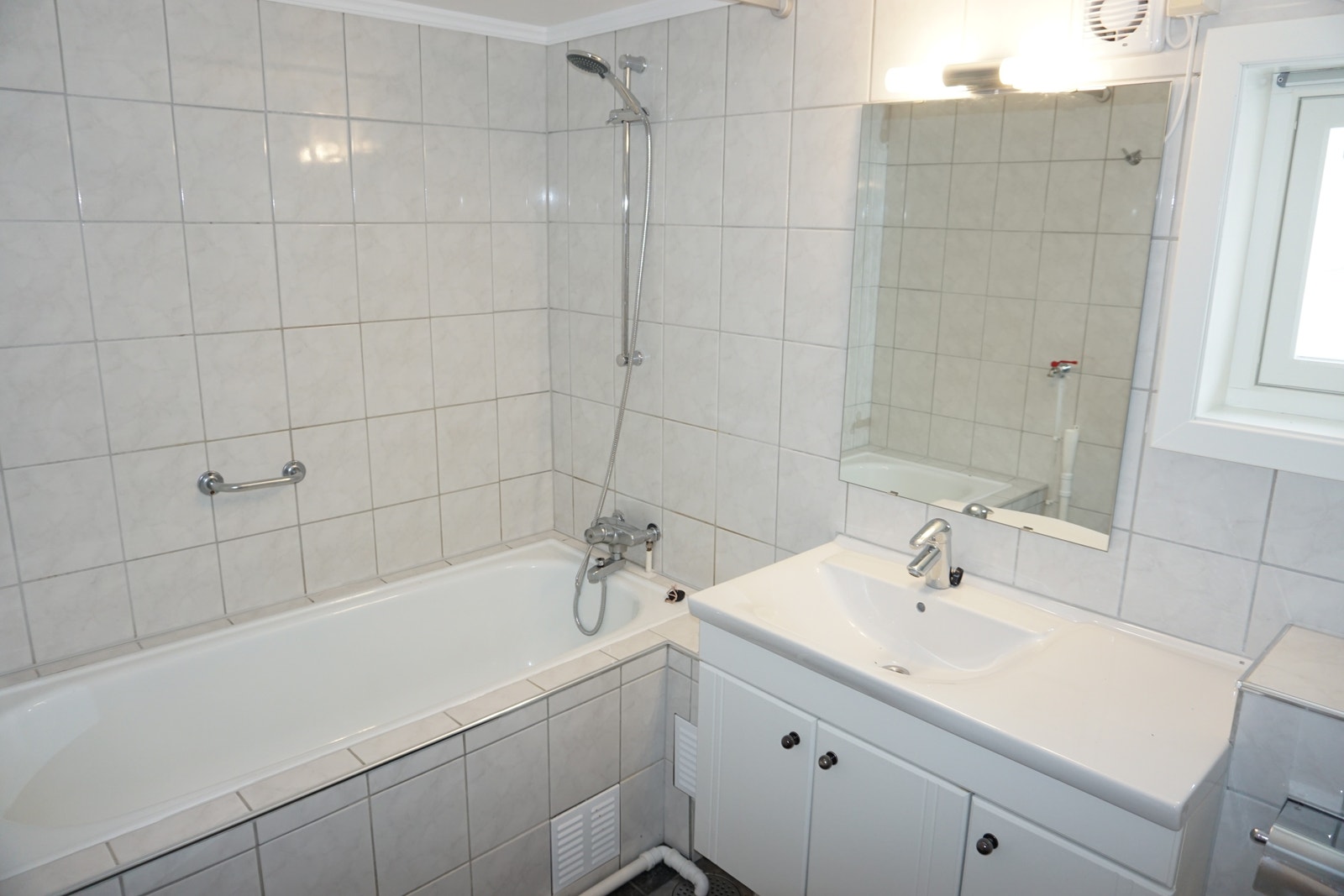 Bad med badekar Galleribilde