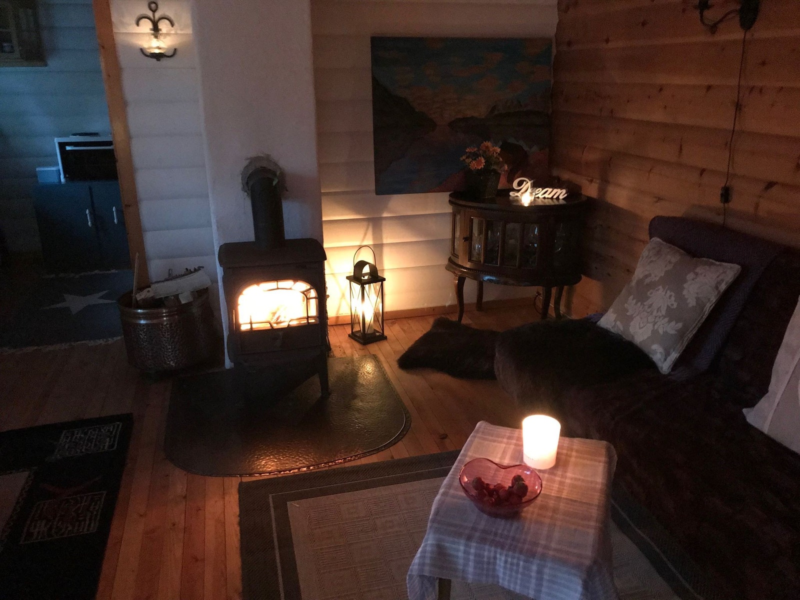 Stue hvor det også er mulighet for sovesofa for ekstra oppredning. Galleribilde