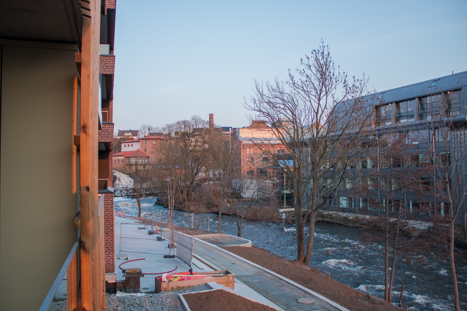 Utsikten mot sentrum og kino Galleribilde