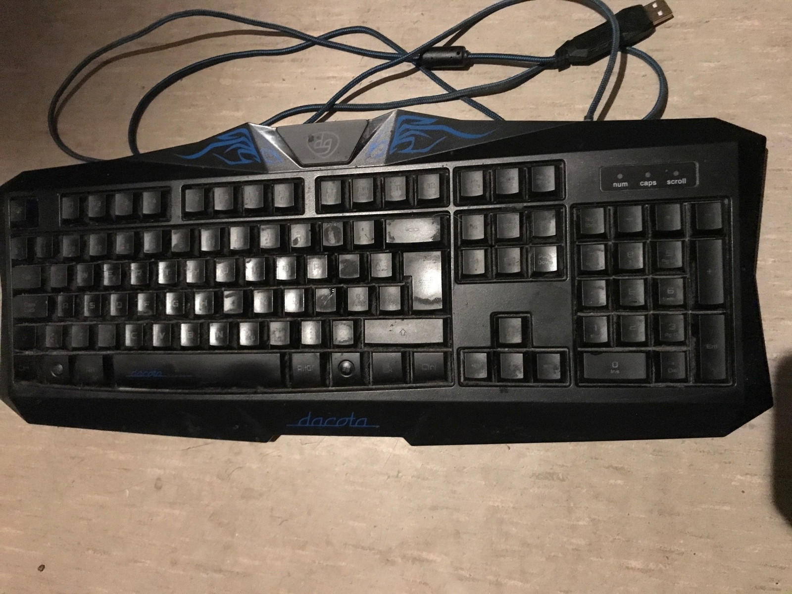 Dacota tastatur med blå bakgrunnsbelysning | FINN.no Dacota tastatur med blå bakgrunnsbelysning | FINN.no