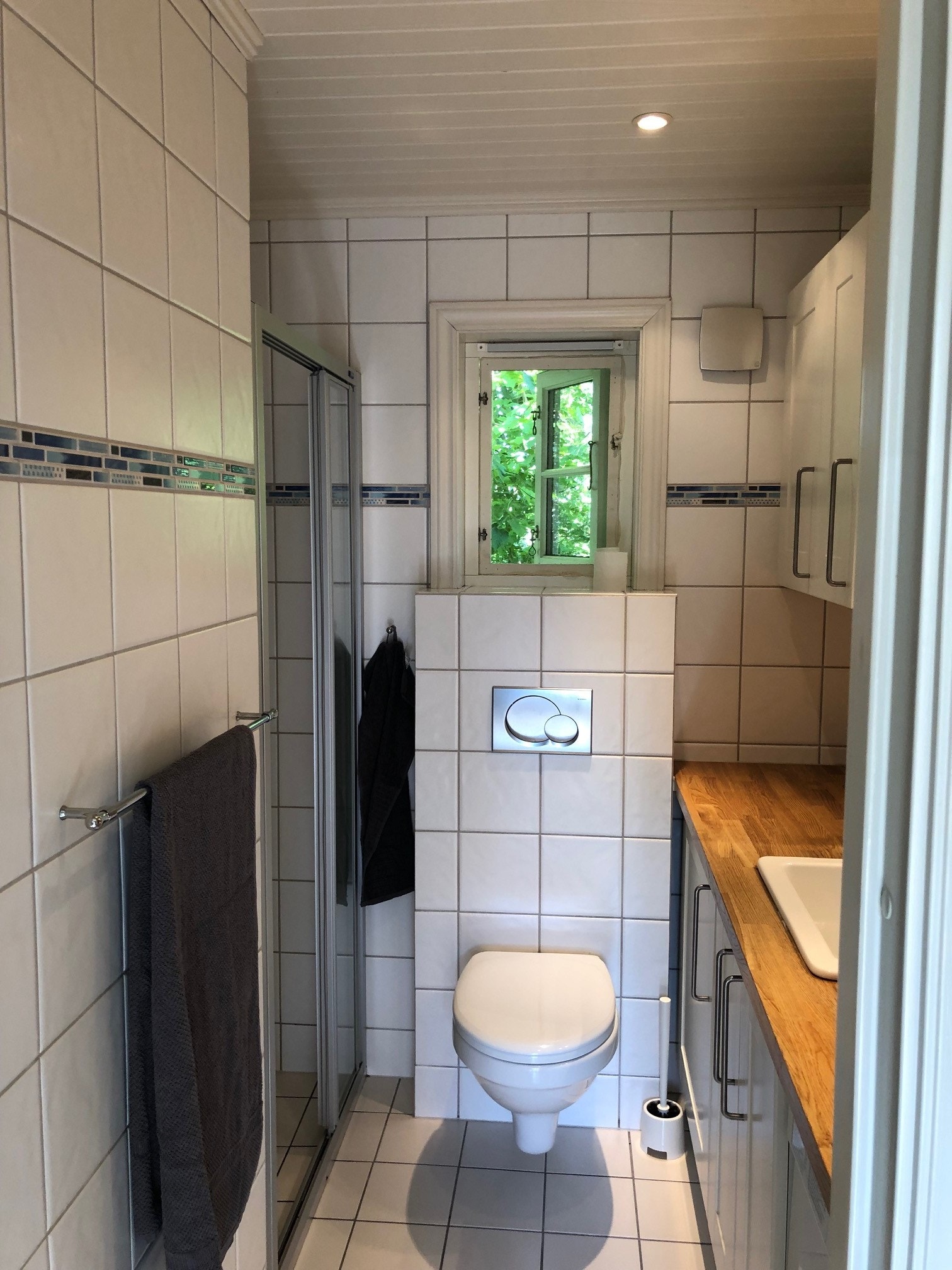 Bad med plass for vaskemaskin Galleribilde