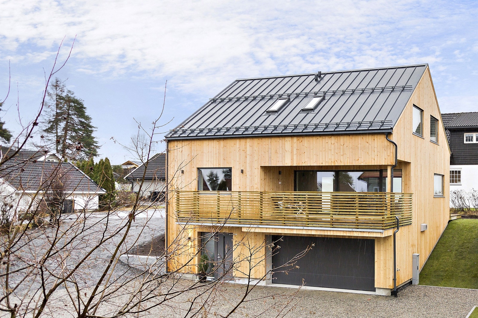 Tilnærmet vedlikeholdsfri kledning. Galleribilde