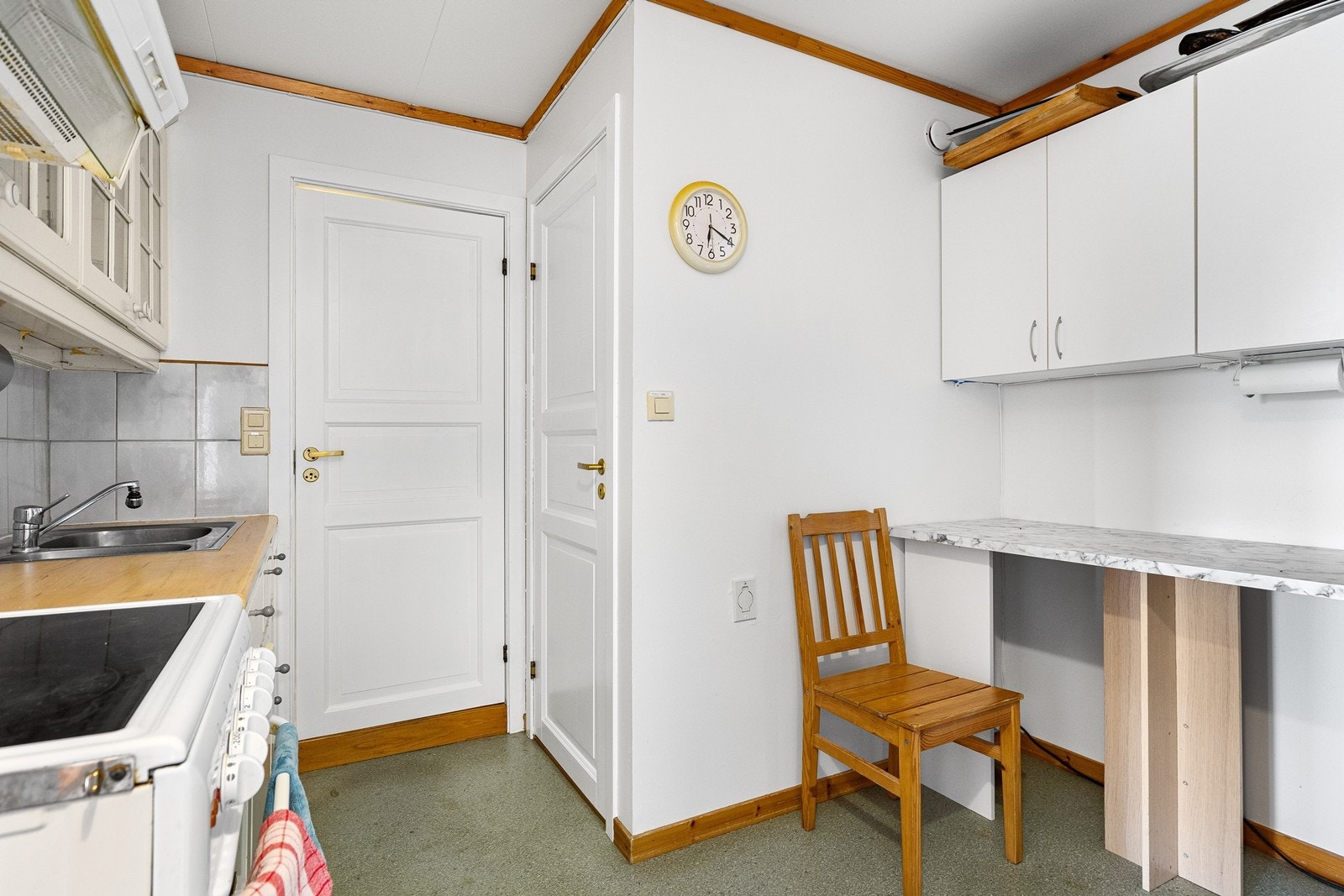 Kjøkken i underetasjen Galleribilde