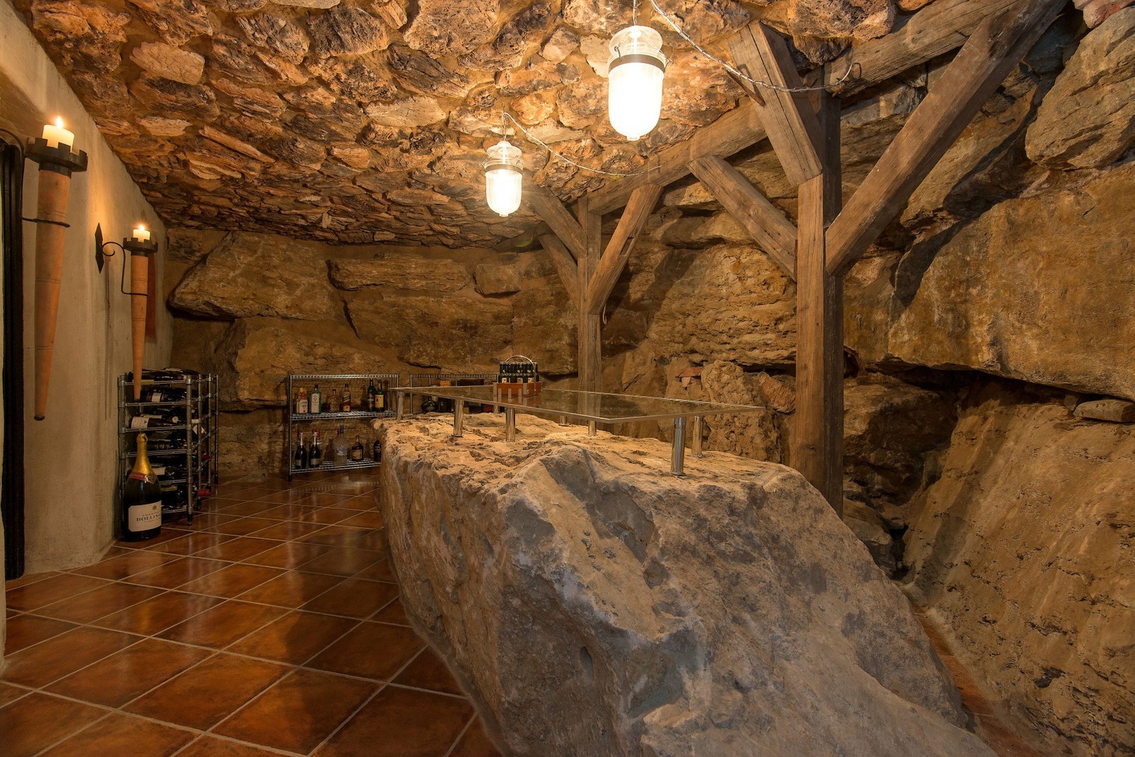 Fra den flotte vinkjellereren Galleribilde