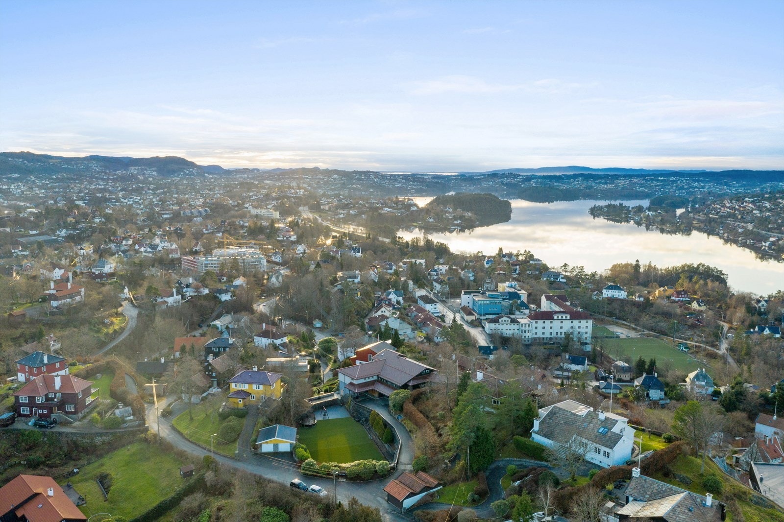Kort avstand til Paradisskole Galleribilde