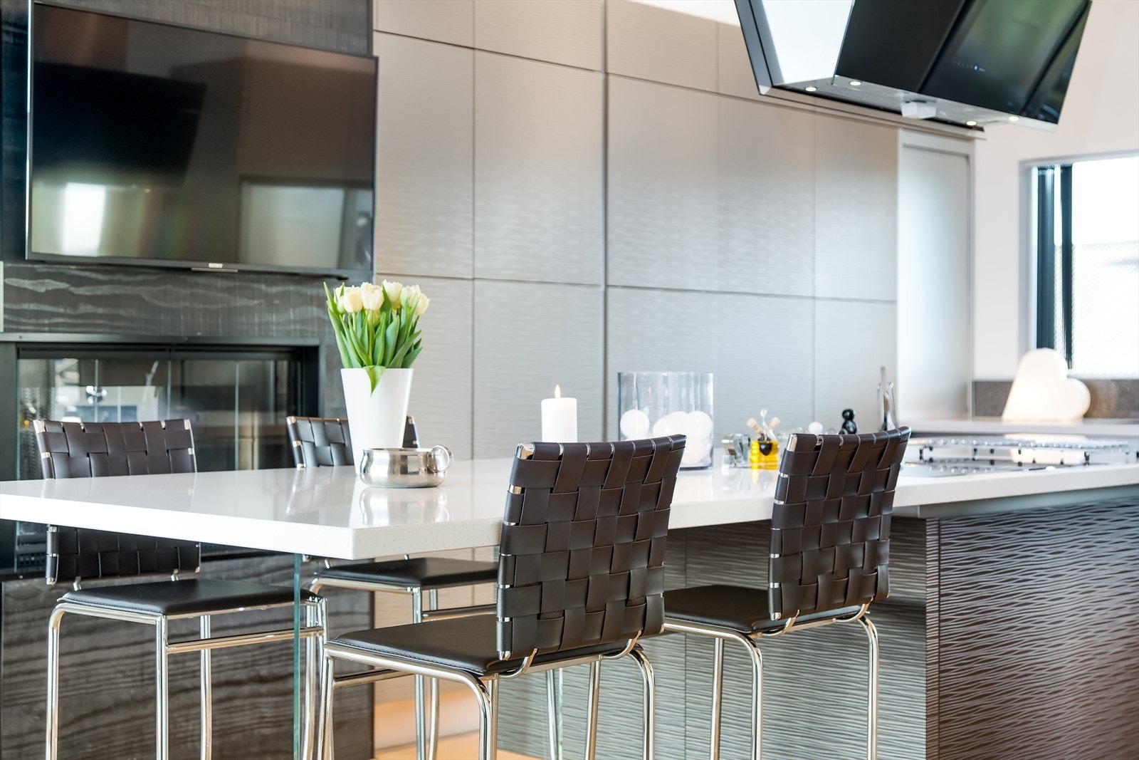 ~ Familien samles ofte rundt barløsningen i en travel hverdag ~ Galleribilde