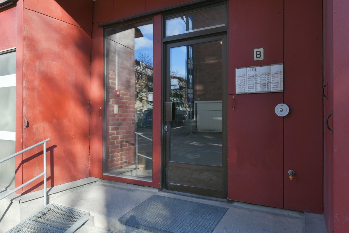 Felles inngangsparti. Galleribilde