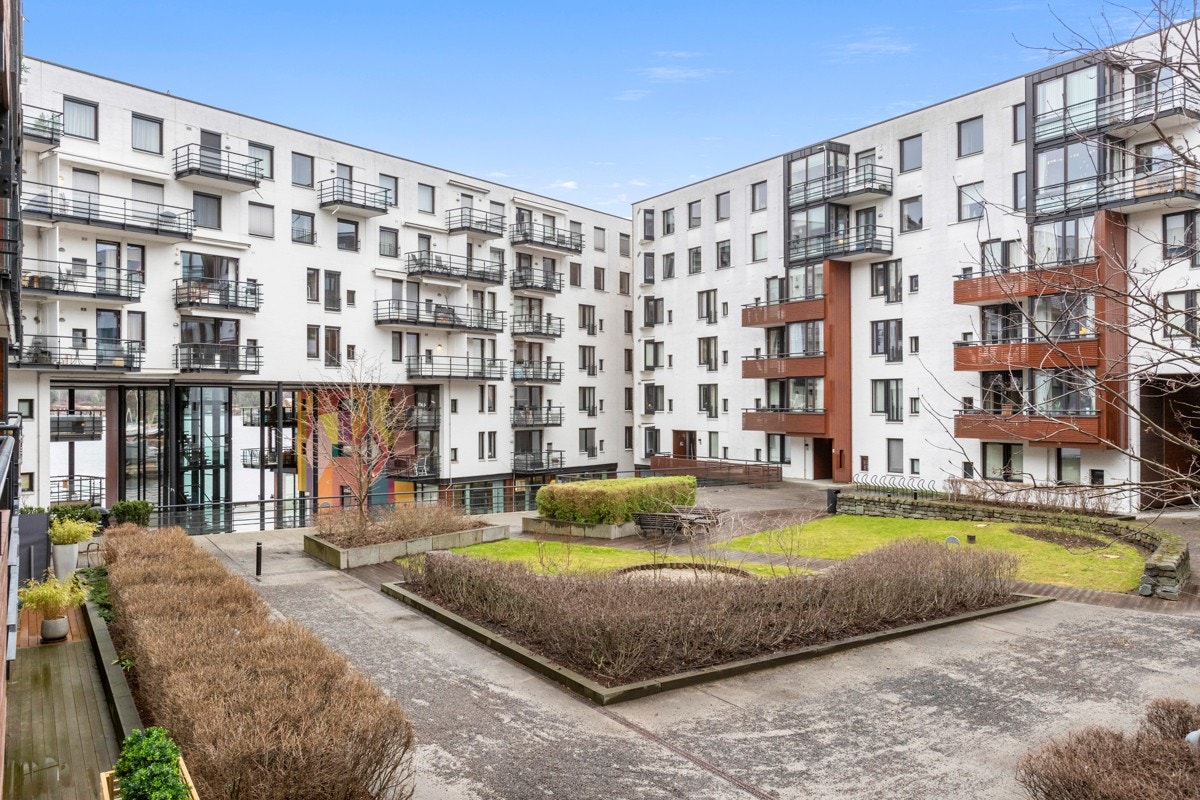 Velkommen til Lysaker brygge 20! Hyggelig fellesområder med noe sjøutsikt fra balkongen Galleribilde