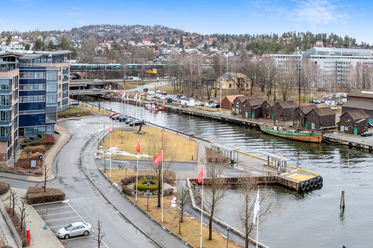 Nærområdet opp mot Lysaker stasjon Galleribilde