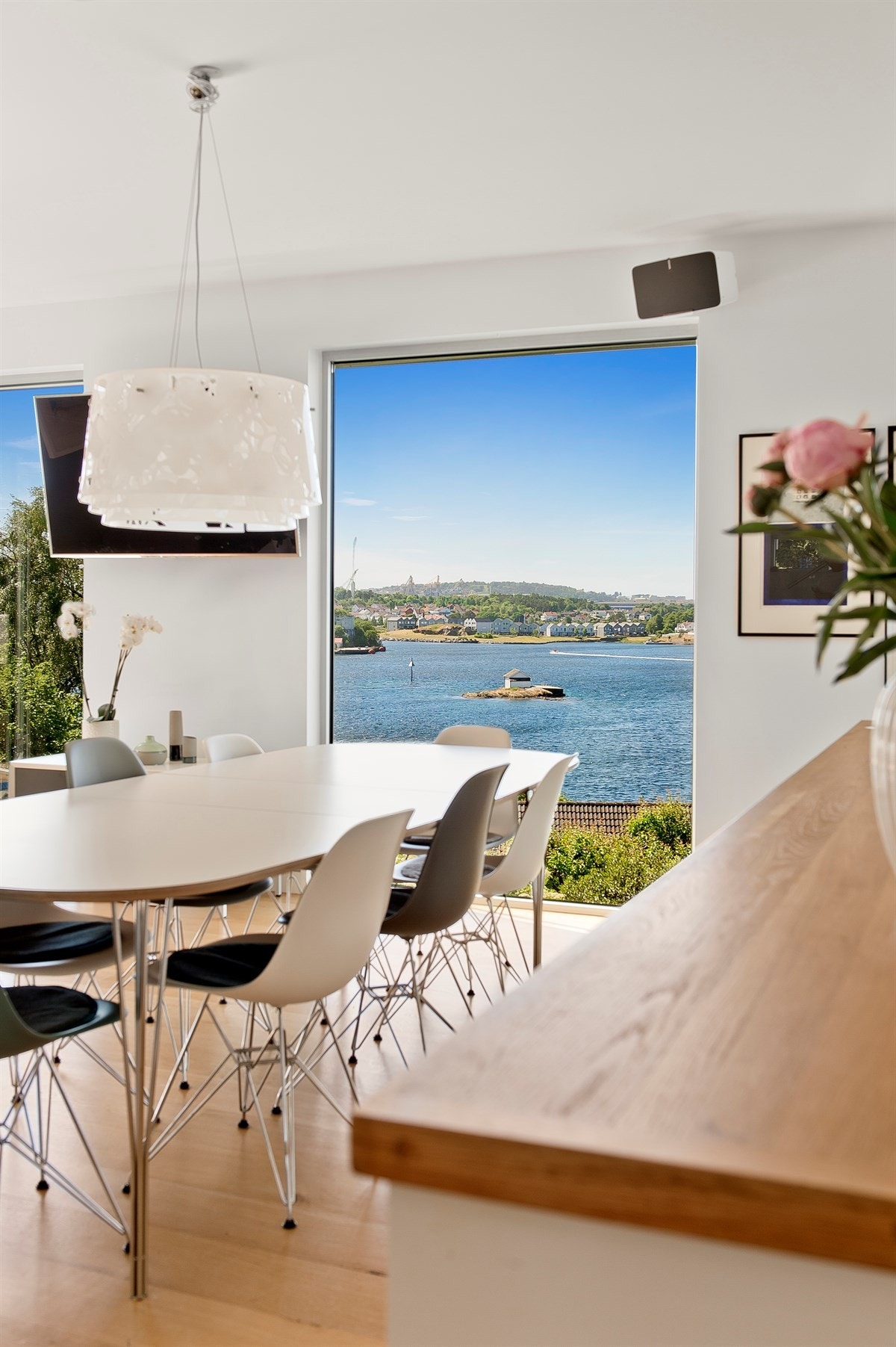 Flott utsikt fra de fleste rom. Galleribilde