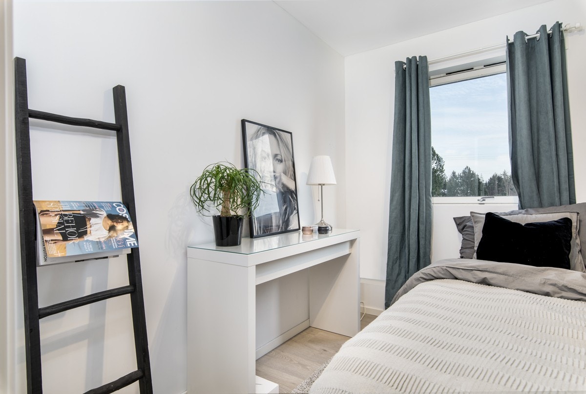 Dette soverommet ligger i første etasje og er 7 kvm. Galleribilde