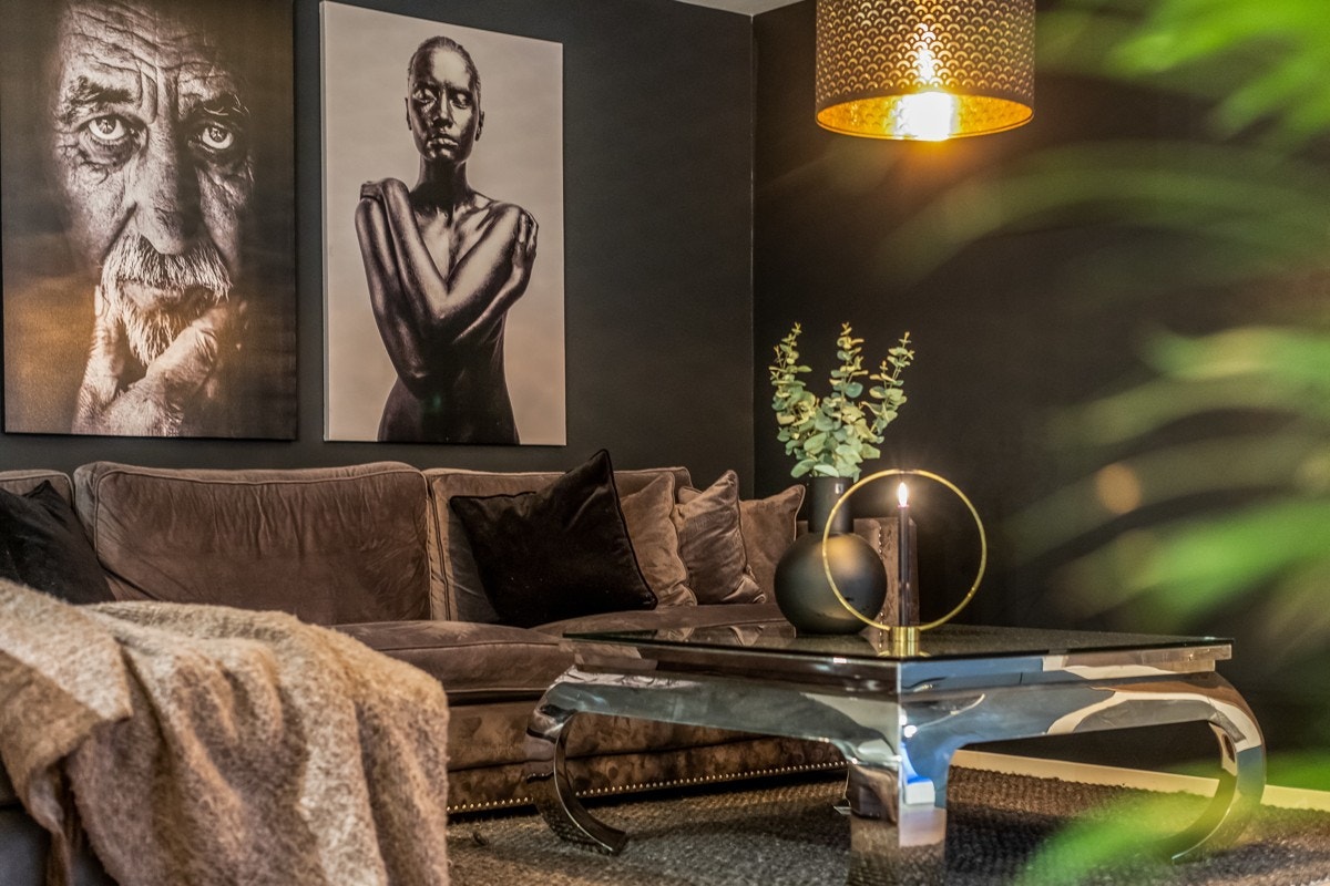 Velkommen til Simon Leinums veg 28 A - en velholdt halvpart av vertikaldelt tomannsbolig med hjemmekoselig atmosfære. Galleribilde