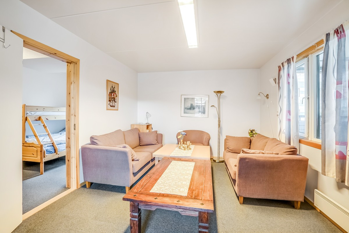 Borettslaget disponerer en felles leilighet som kan leies av besøkende for en lav sum.