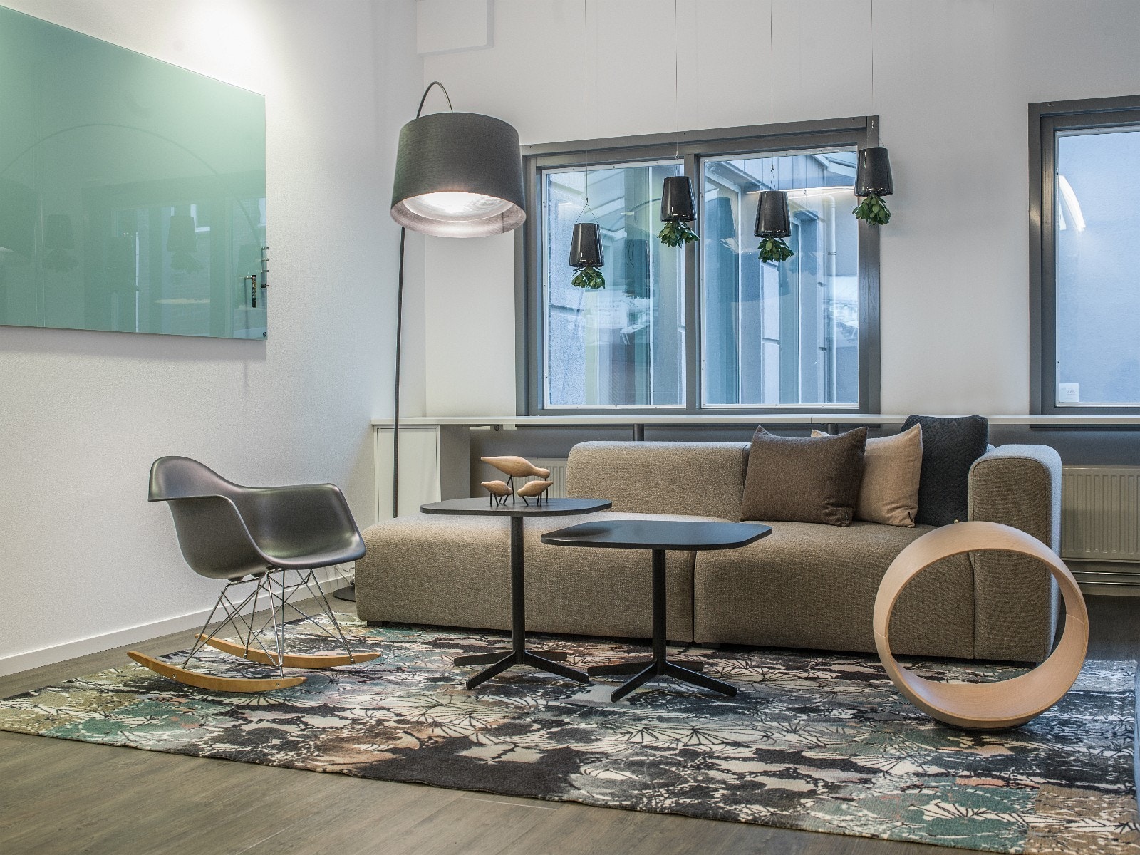 Fleksible arbeidsplasser i et etablert miljø i Iinnovasjonspark Stavanger. Kontorfellesskap i moderne omgivelser. Galleribilde