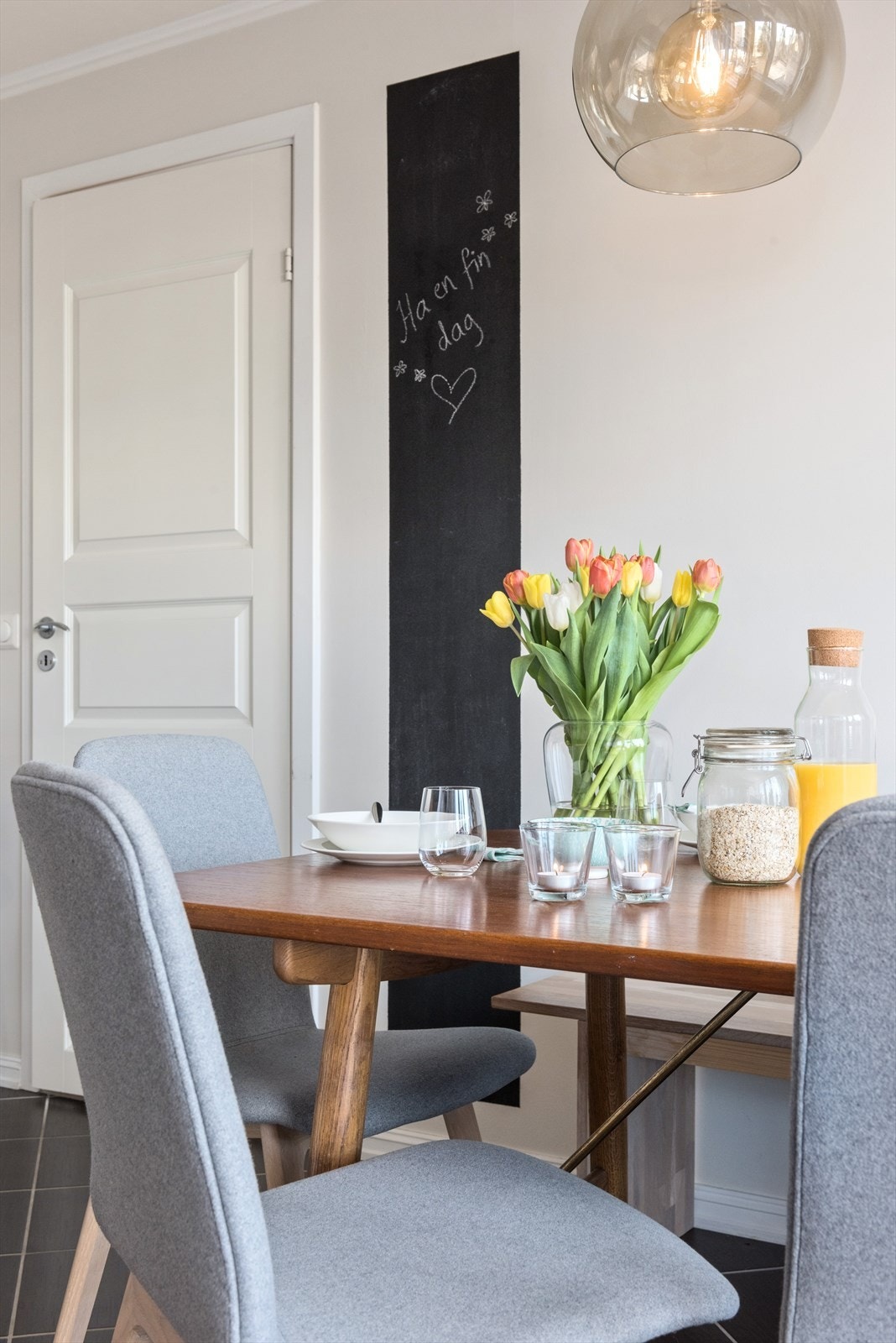 Her kan du lage mat til både venner og familie, med utsikt mot fellesarealene. Galleribilde