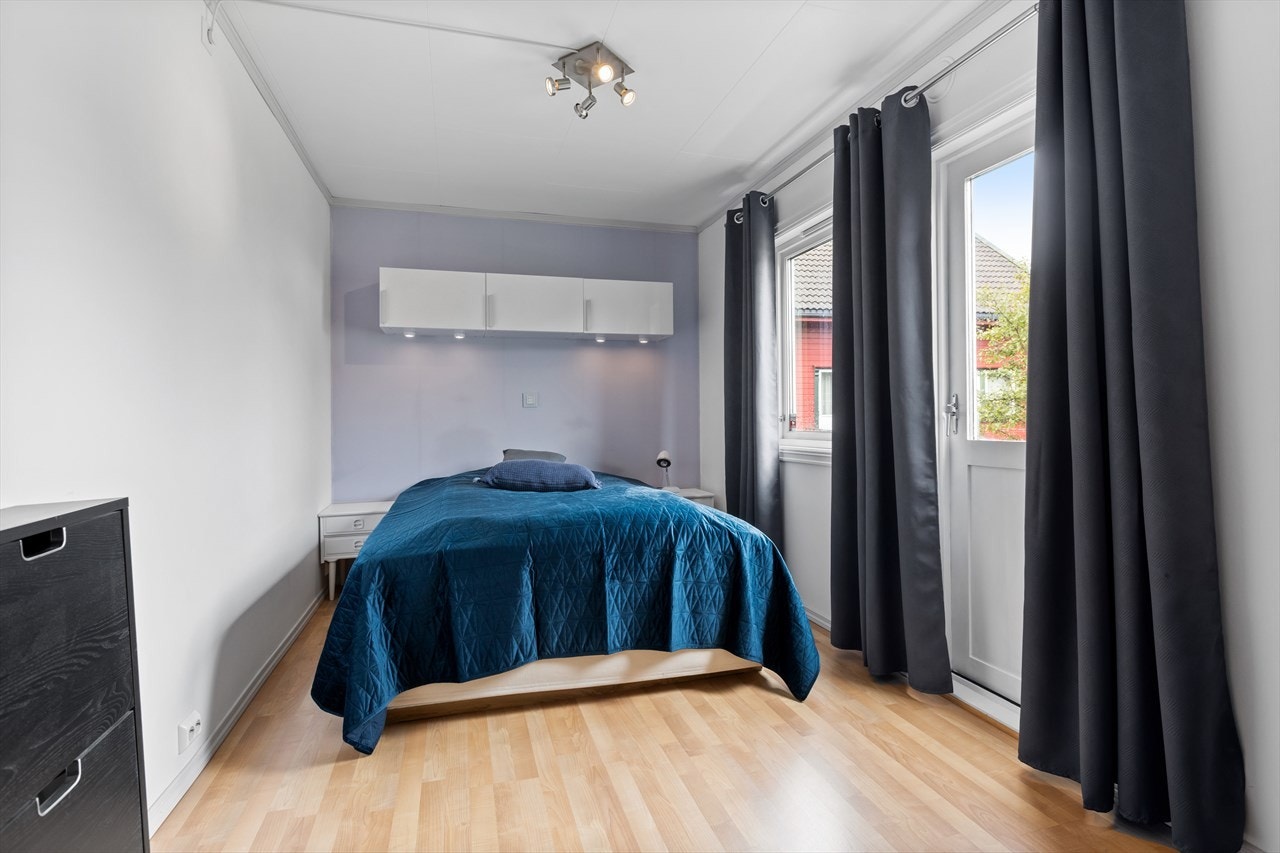 Hovedsoverom med utgang terrasse Galleribilde