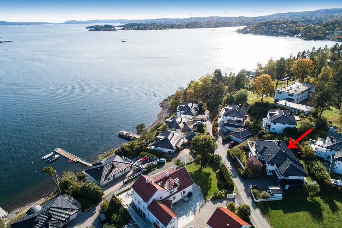 Meget flott beliggende med vakker utsikt over Oslofjorden Galleribilde