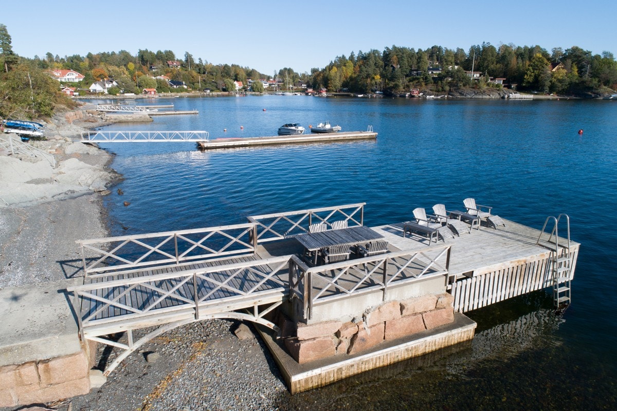 Felles badebrygge Galleribilde