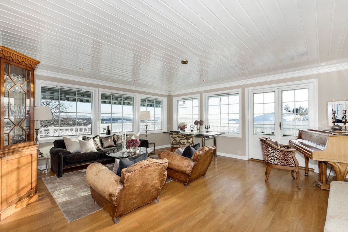 Flott stue med nydeig utsikt Galleribilde