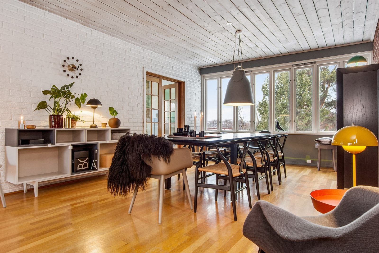 Husets naturlige samlingspunkt. Galleribilde