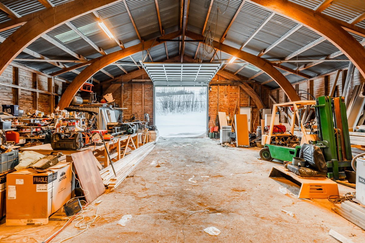 Utvendig vedlikeholdsfri kledning både på hus og lagerhus