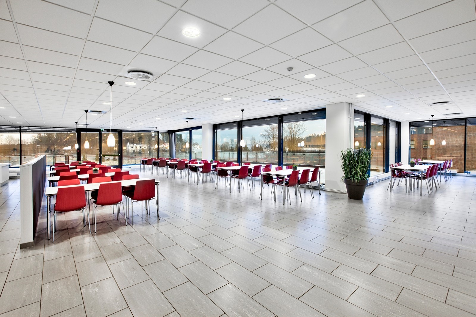 Stor kantine med varmretter Galleribilde