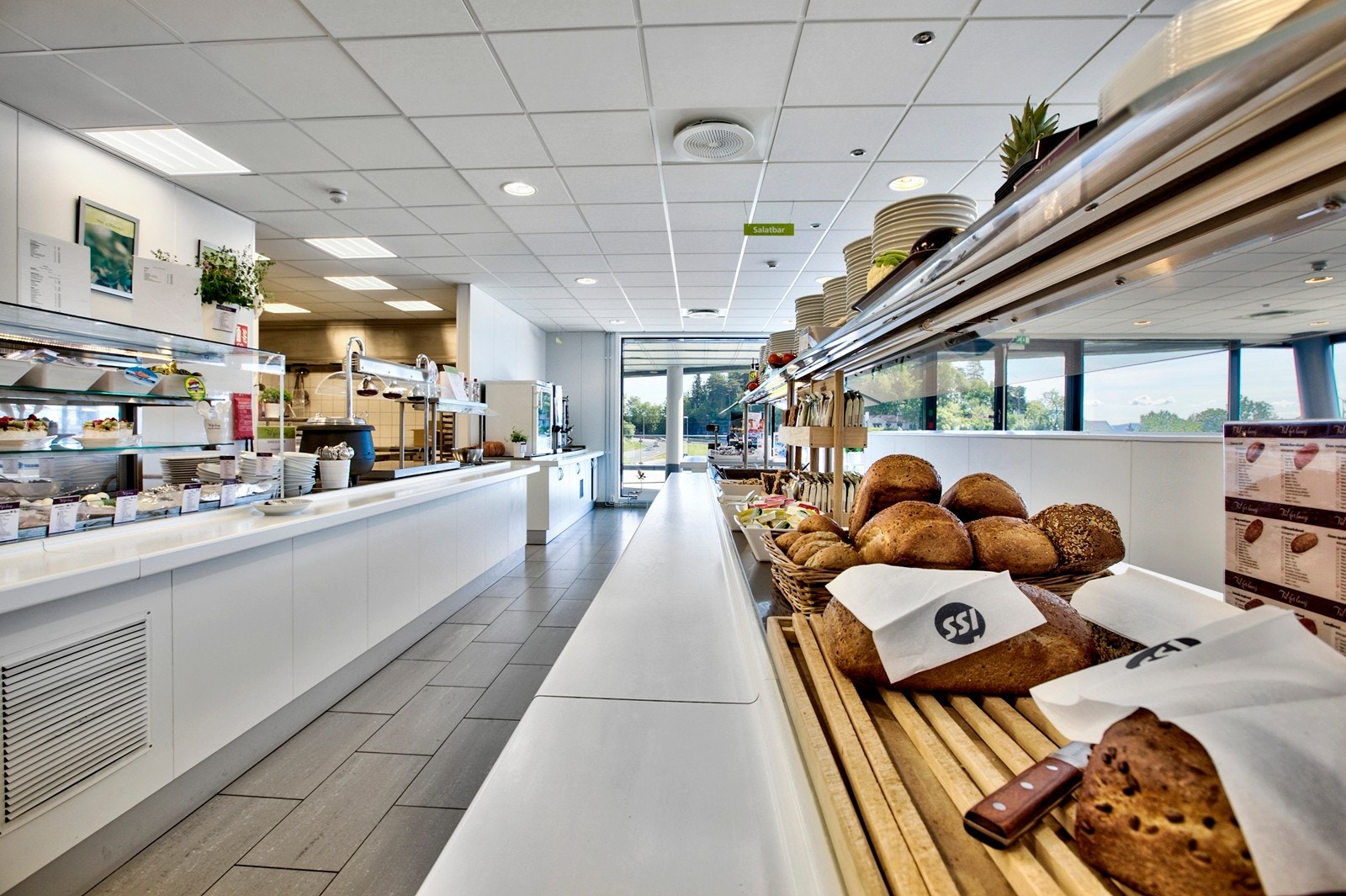 Kantine - Drives i dag av Helt Opplagt Galleribilde