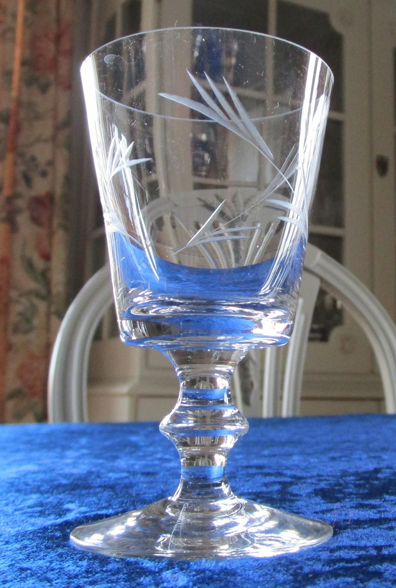 Krystallglass. Antikke glass. Likørglass. Cognacglass. Ølvinglass