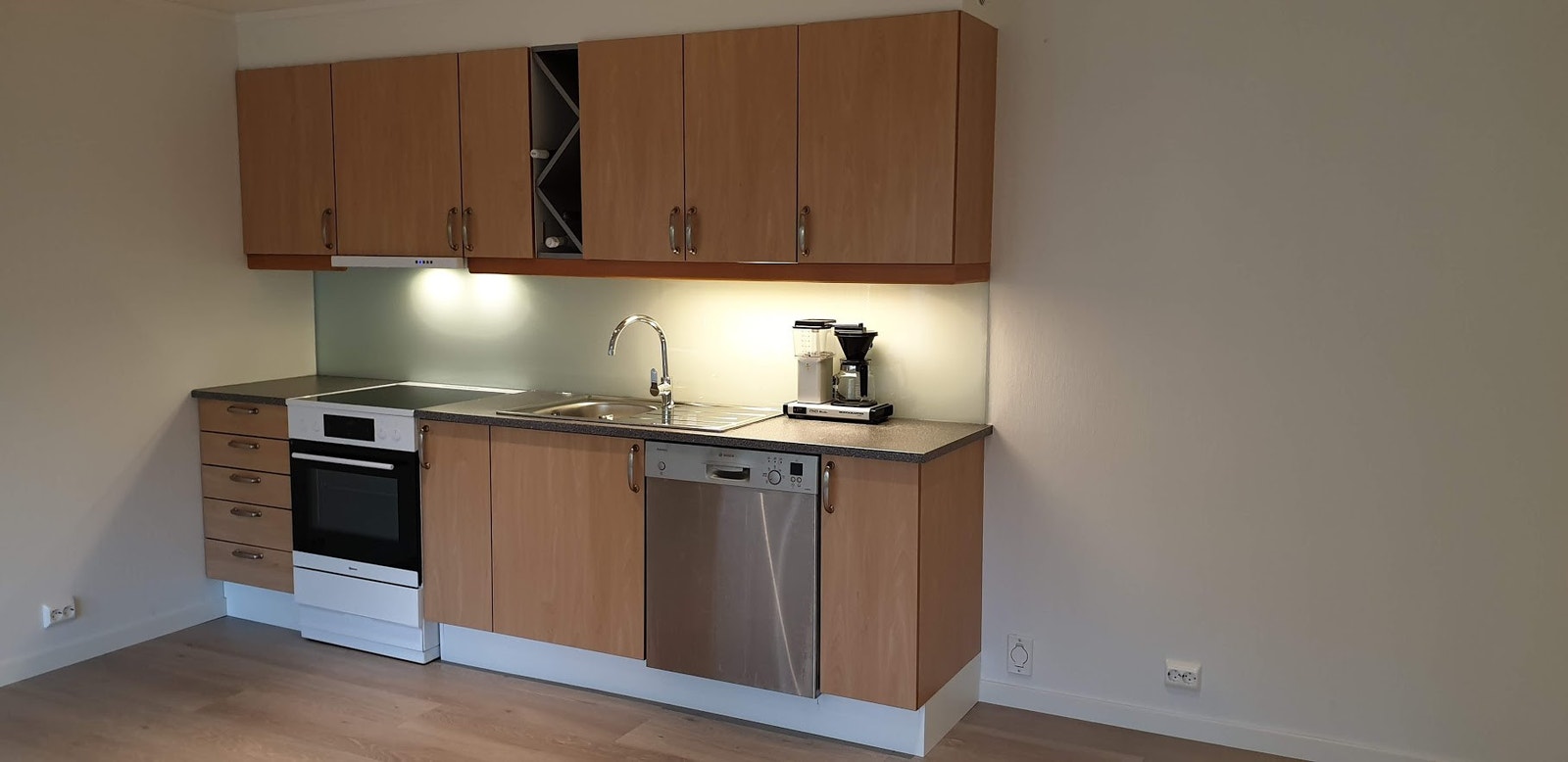 Kaffetrakter medfølger ikke. Galleribilde