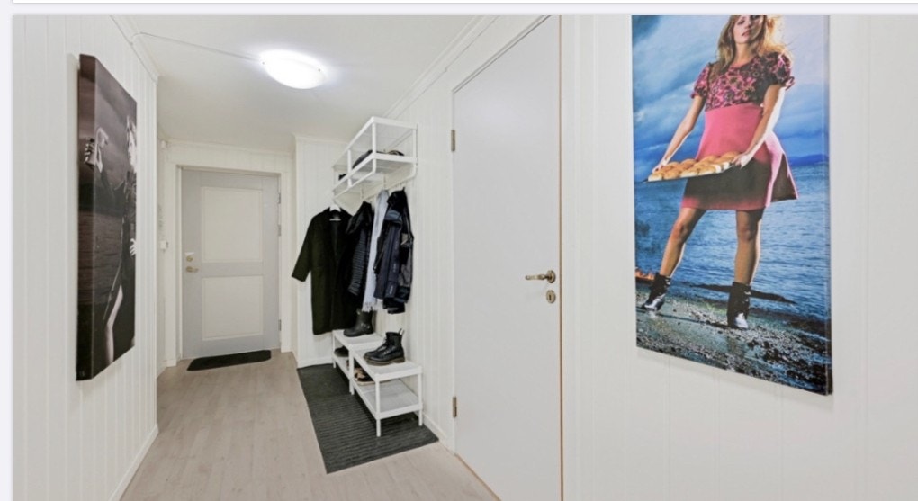 Hallway Galleribilde