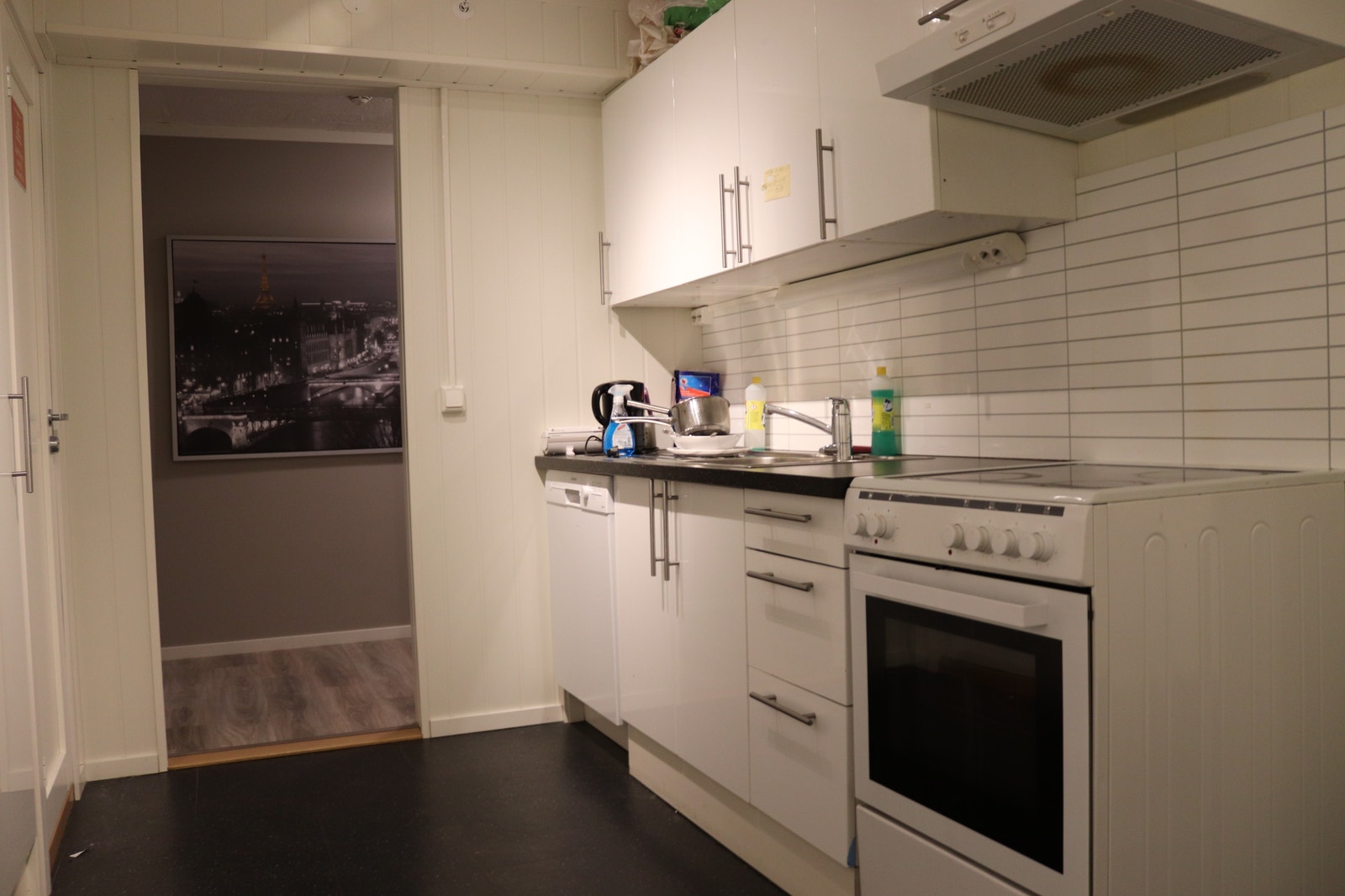 Ett av tre kjøkken Galleribilde