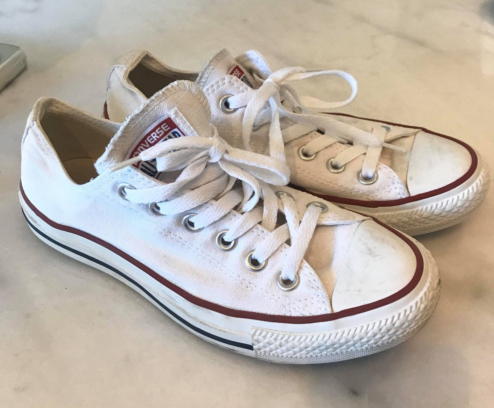 Converse strl 37.5 deals