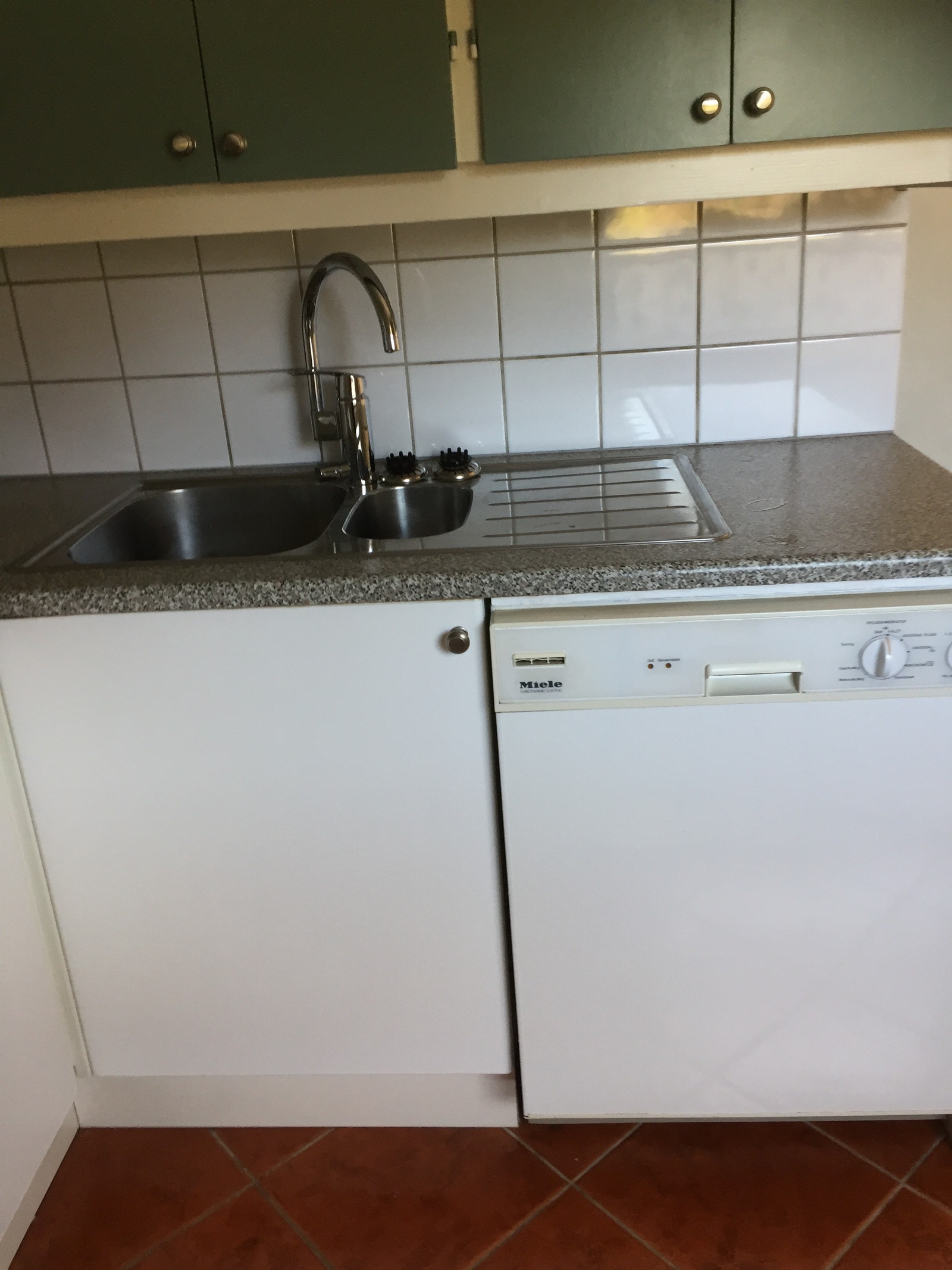 Kjøkken- Oppvaksbenk Galleribilde