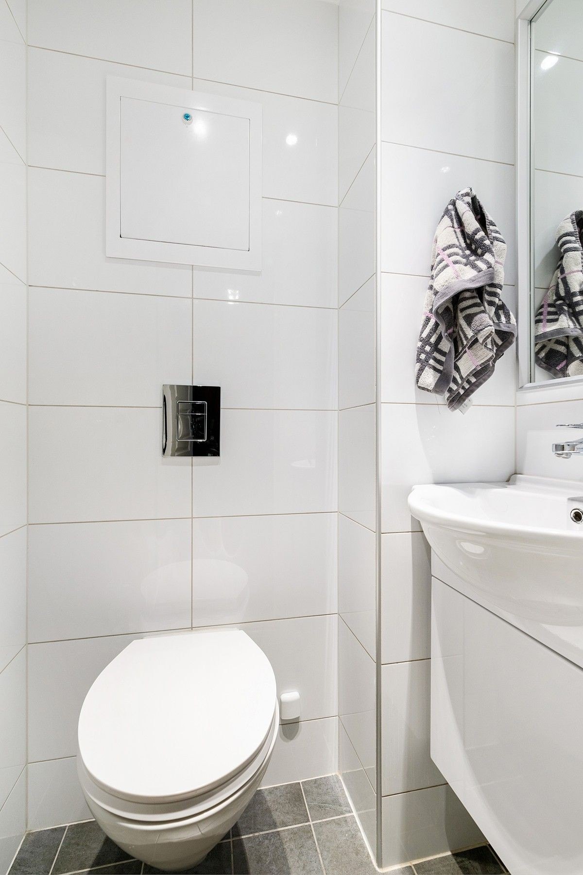 Oppusset separat wc i første etasje. Galleribilde