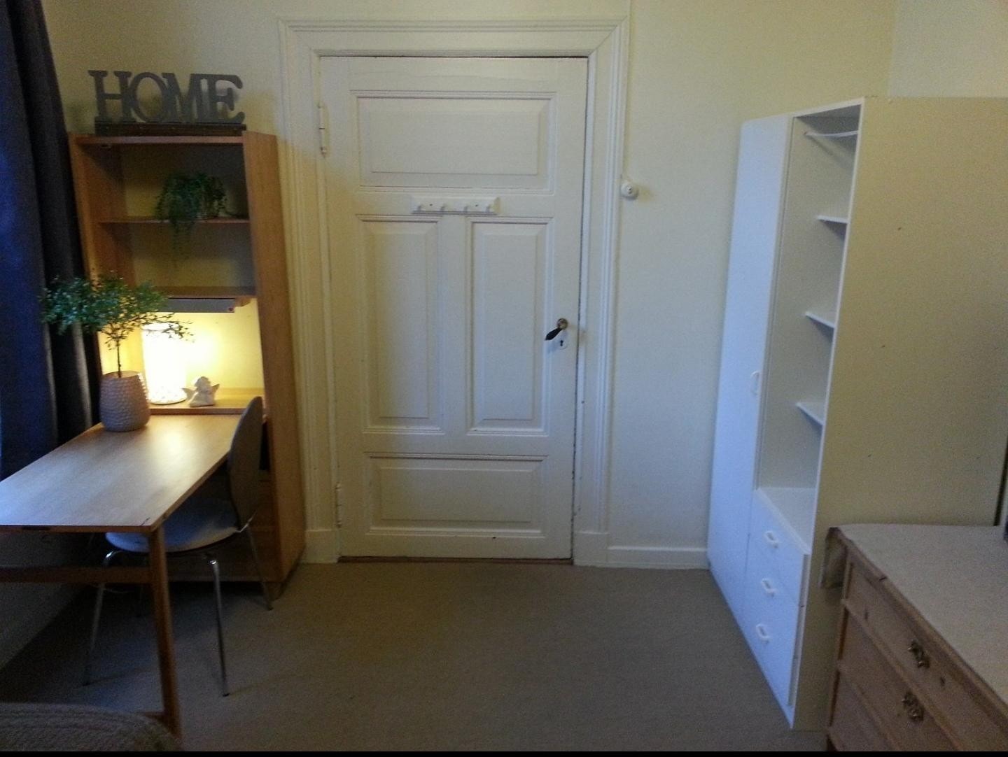 Rom 1 innenfor kjøkken Galleribilde