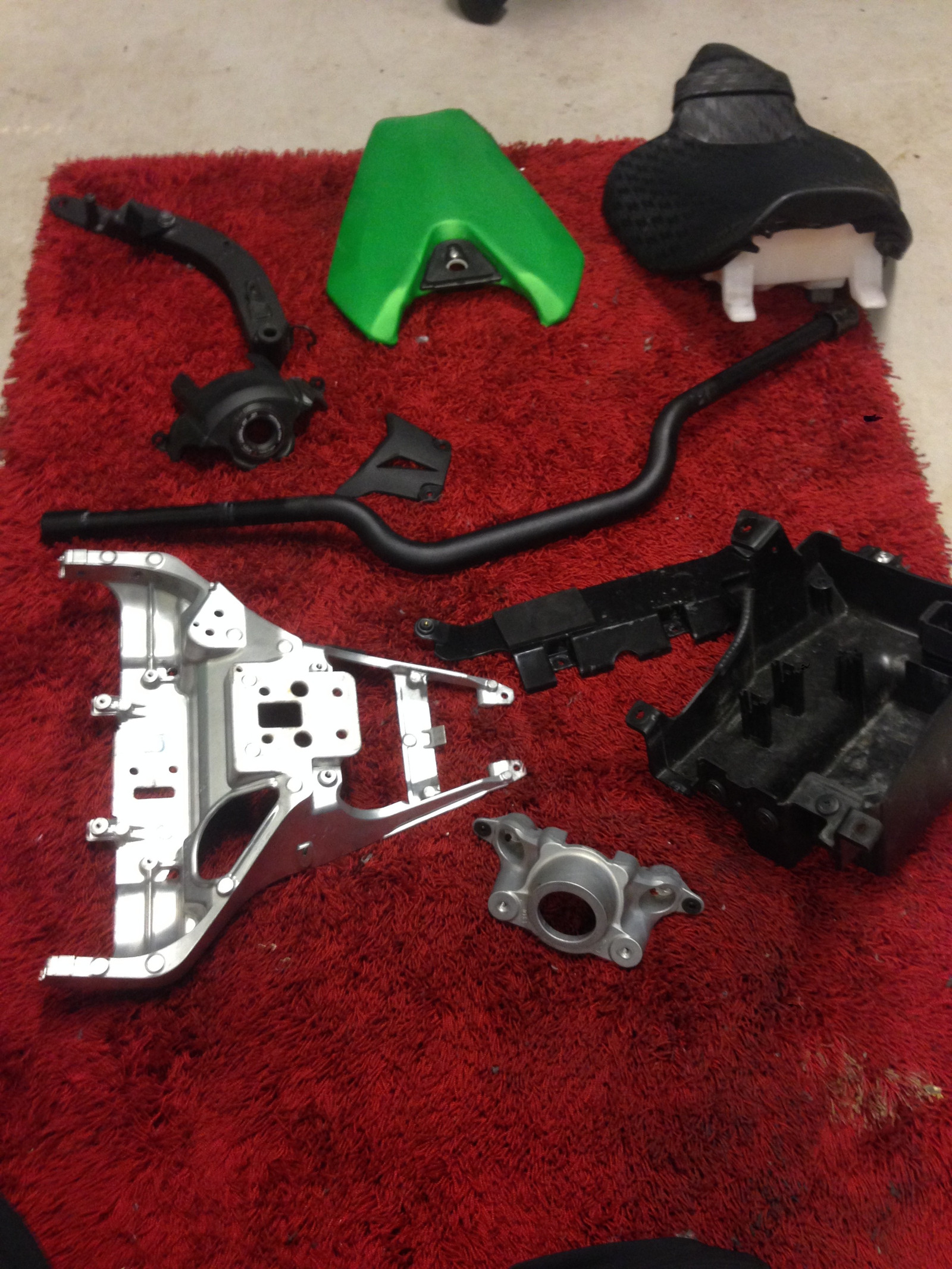 KAWASAKI Z1000ABS ZX10R ZX9R ZXR750 ZX6R DELER SELGES | FINN-torget