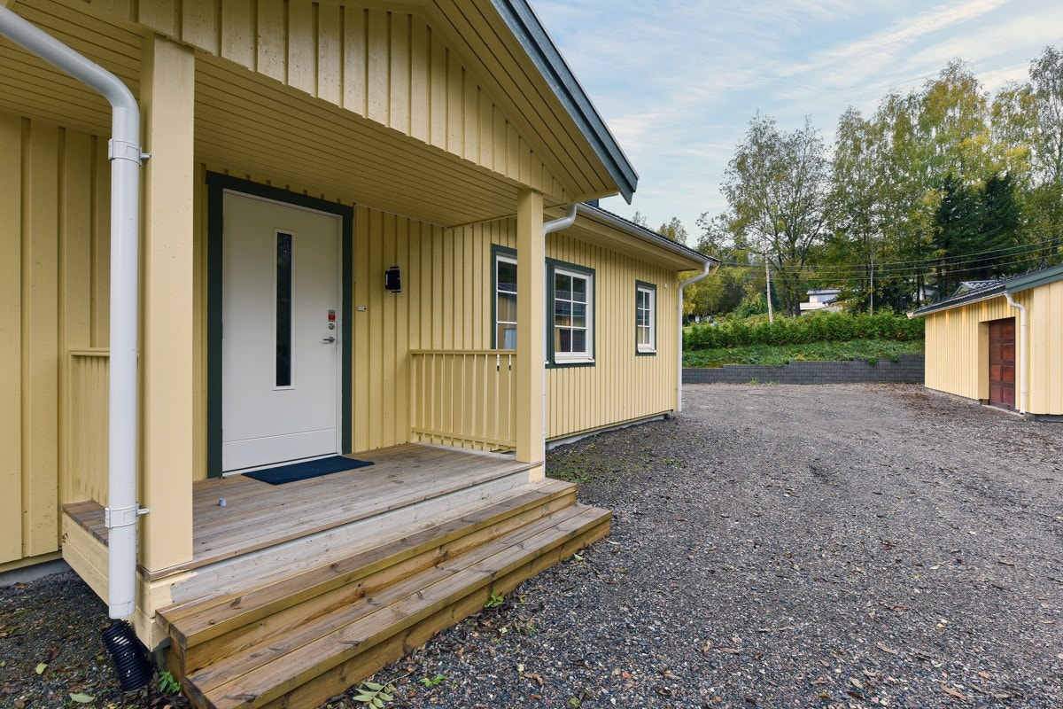 Inngangsparti. Galleribilde