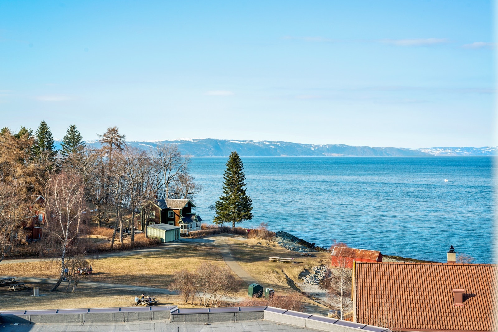 Fra eiendommen er det umiddelbar nærhet til Trondheims mest populære tursti, Ladestien Galleribilde