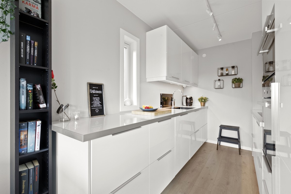 Leiligheten ligger som ende, og du får ekstra vindu mot nord på kjøkkenet Galleribilde