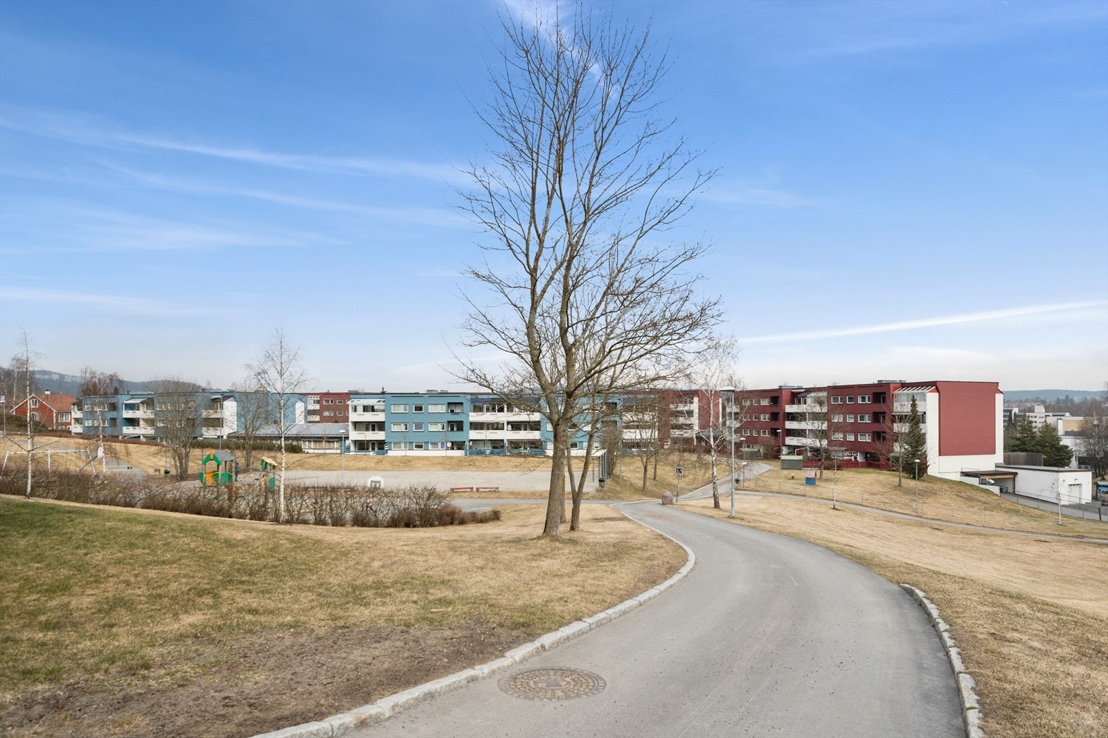 Fint boligområdet med nærhet til det meste. Galleribilde