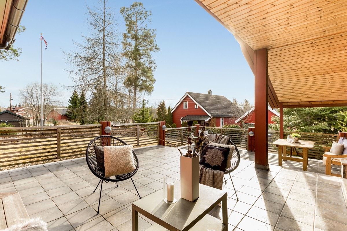Stille og rolig område med tre naboer. Galleribilde
