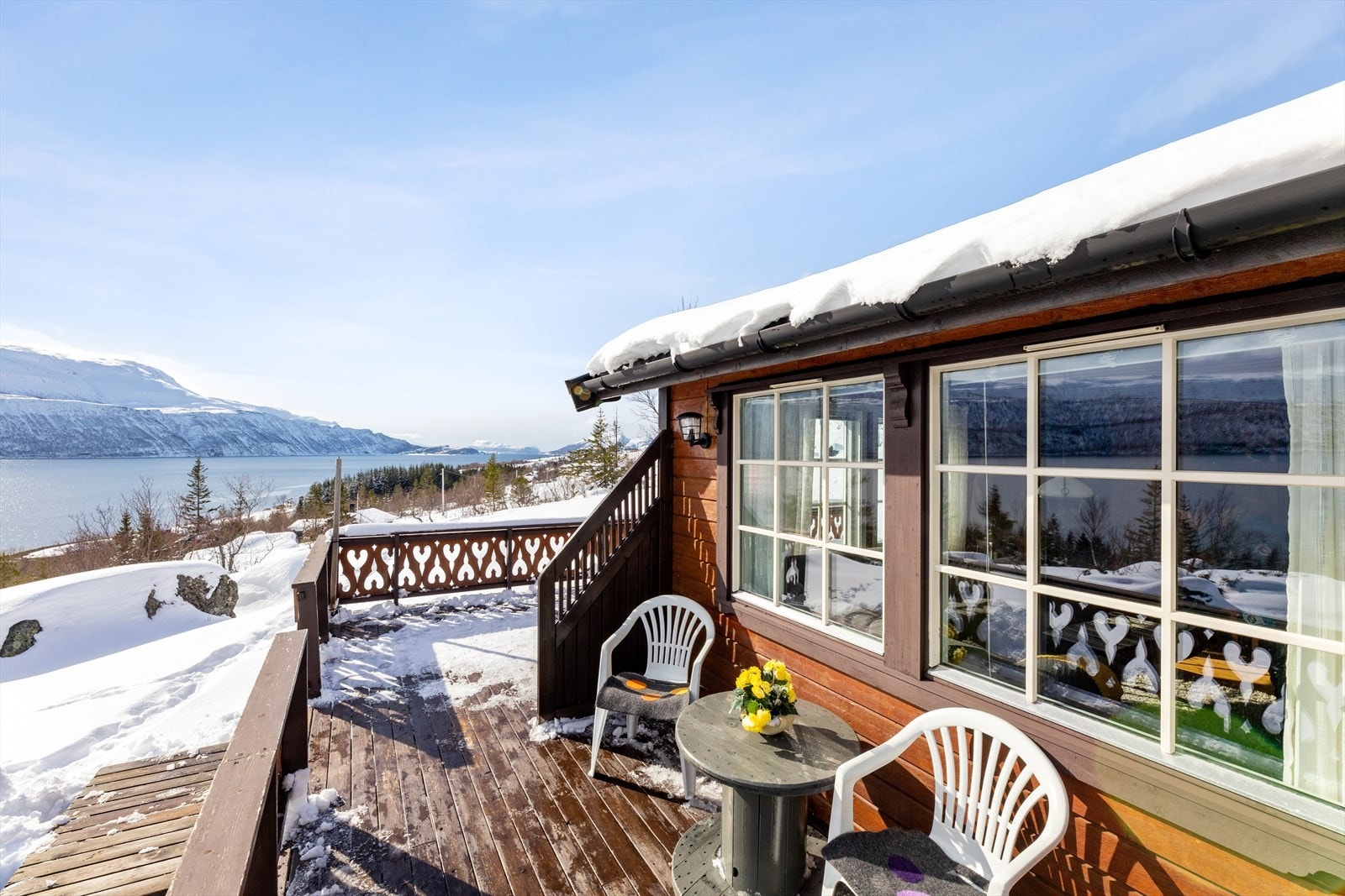 Her finner man roen og kan nyte et fantastisk skue utover det vakre landskapet. Galleribilde