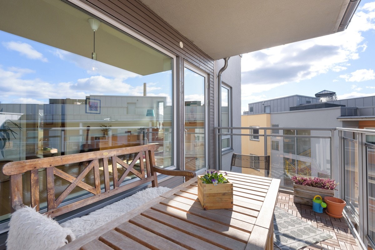 - Her kan du nyte ettermiddags- og kveldssol til solen går ned sommerstid - Galleribilde