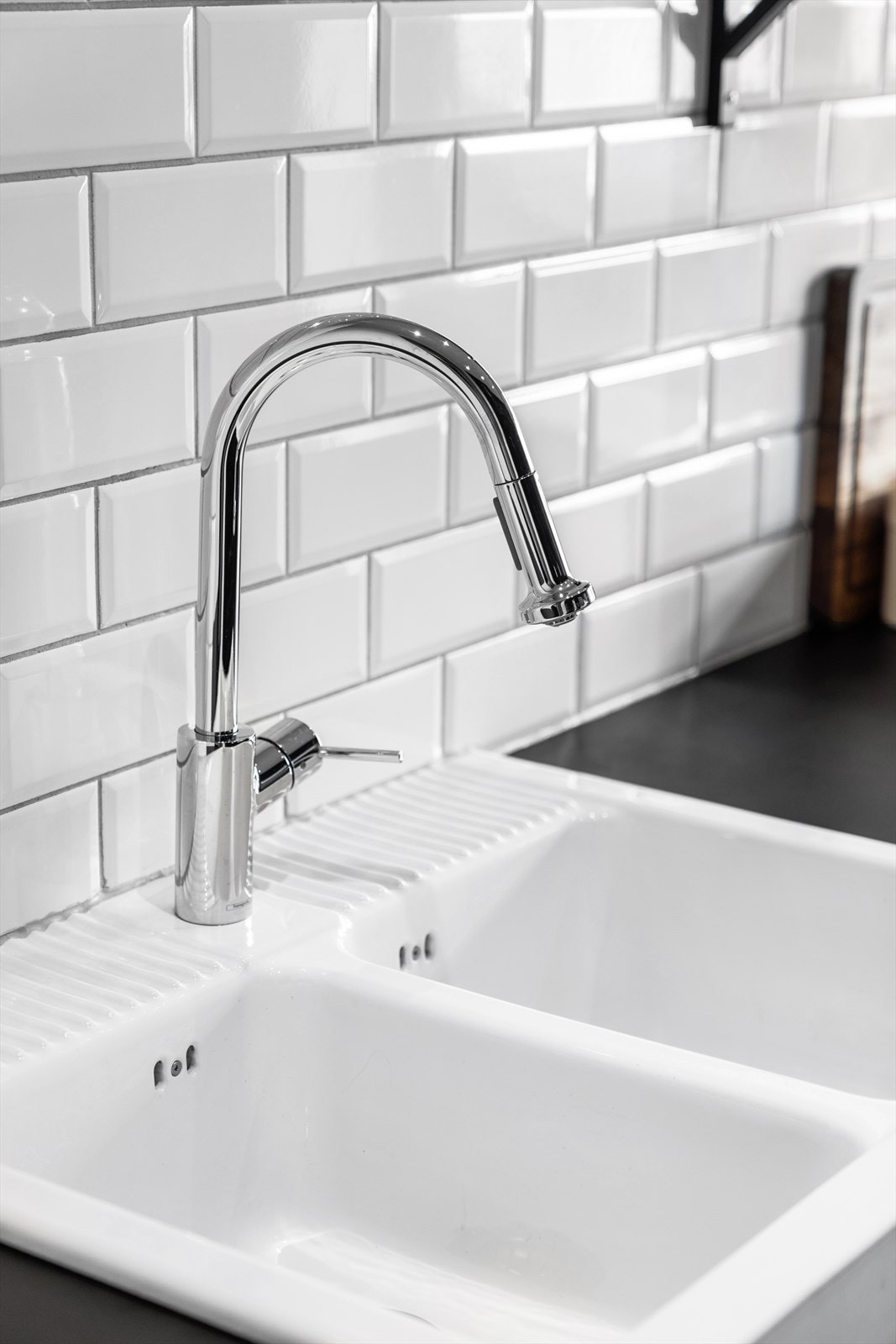 Integrert: Kjøleskap med fryseboks, stekeovn, induksjonstopp og oppvaskmaskin Galleribilde