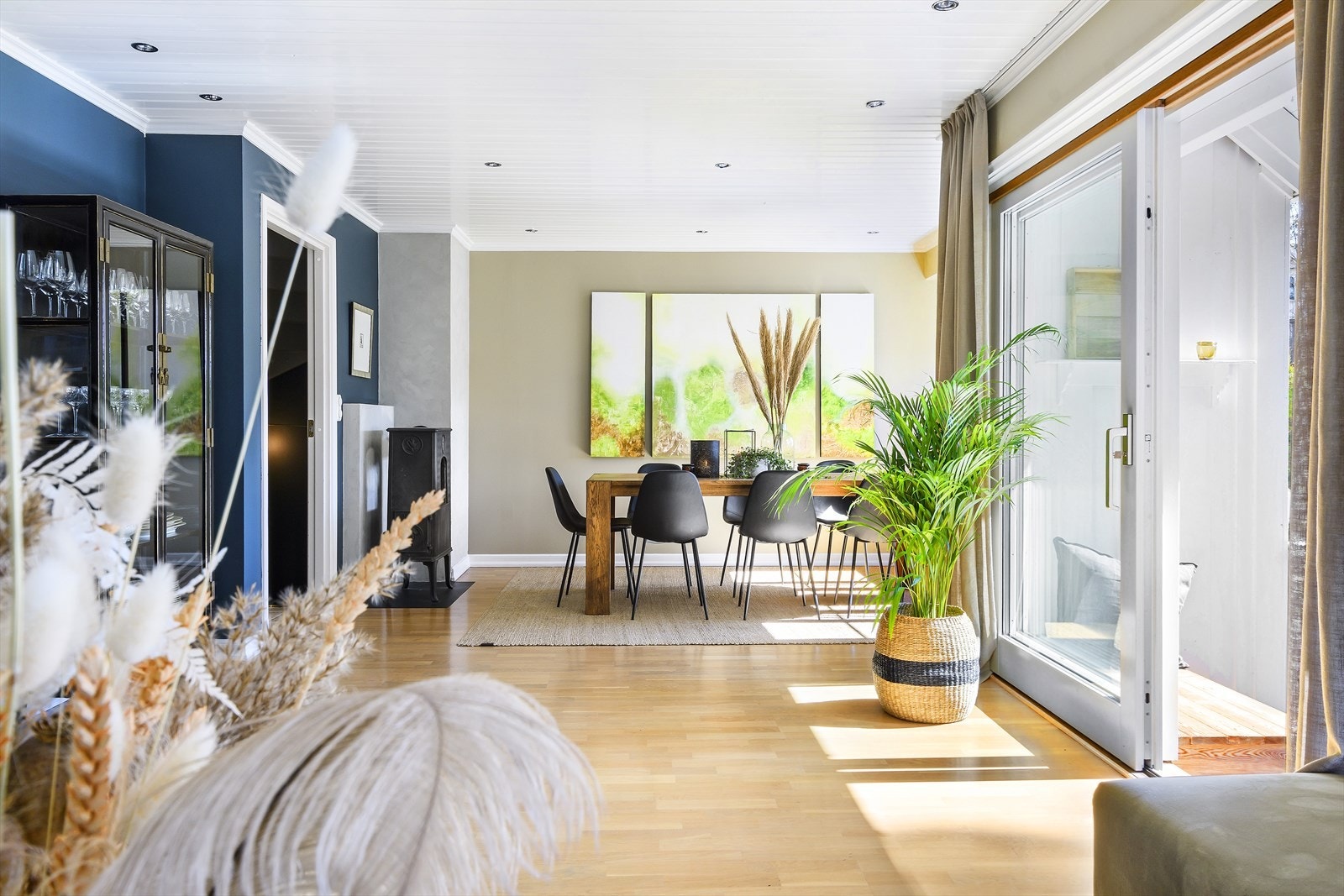 Stue/spisestue Galleribilde