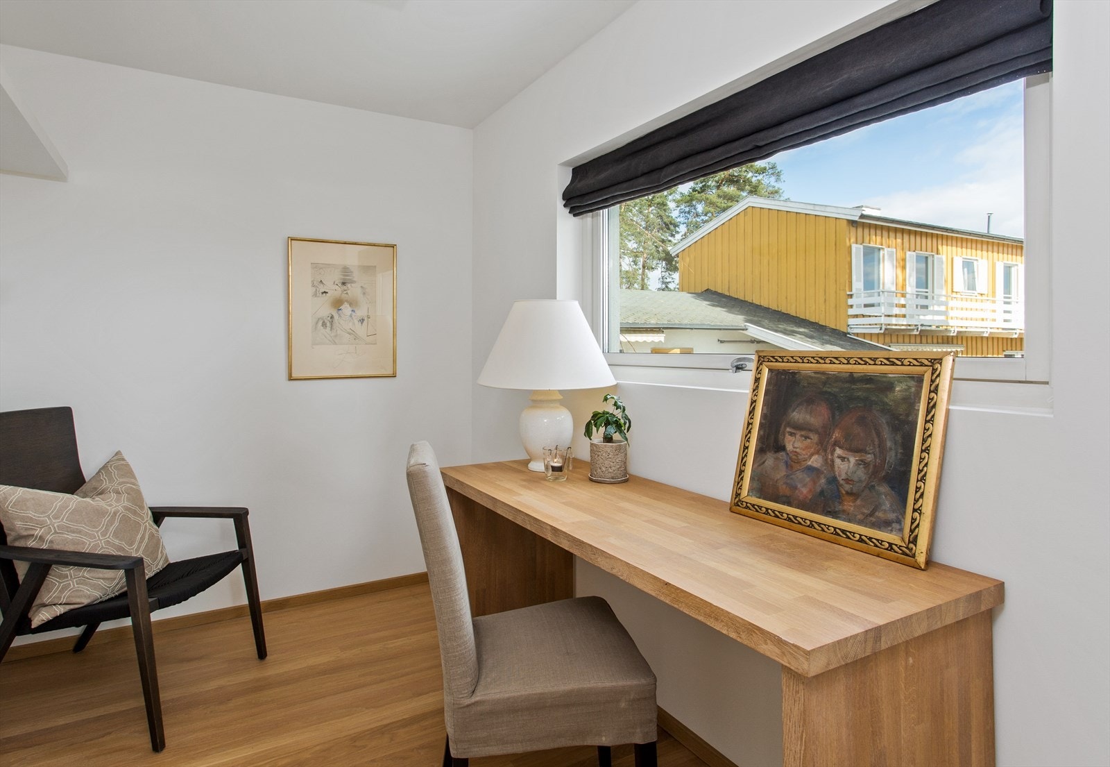 Soverom i 2.etg, som idag brukes som kontor/ arbeidsrom. Galleribilde