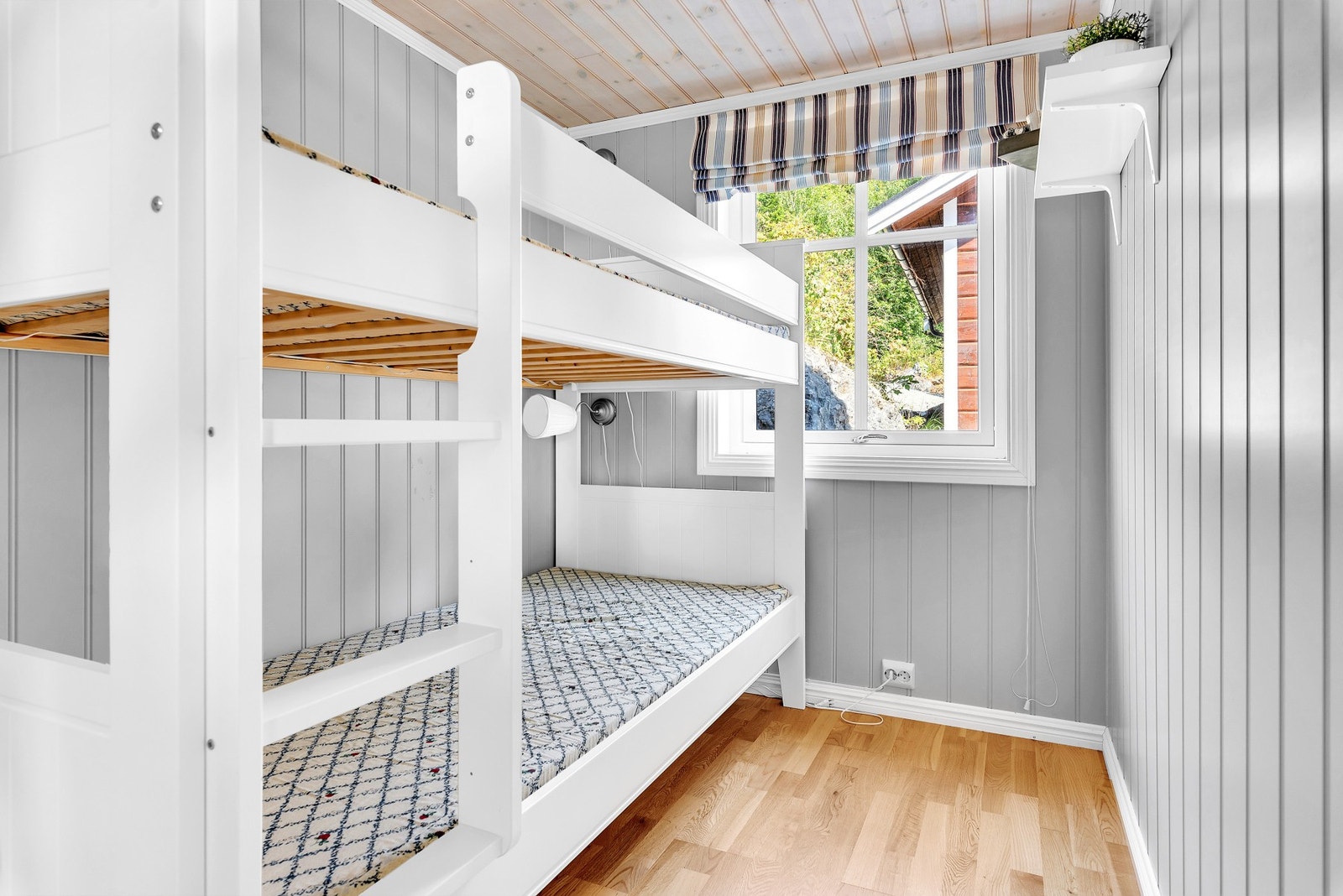 Soverom i hytta. Galleribilde