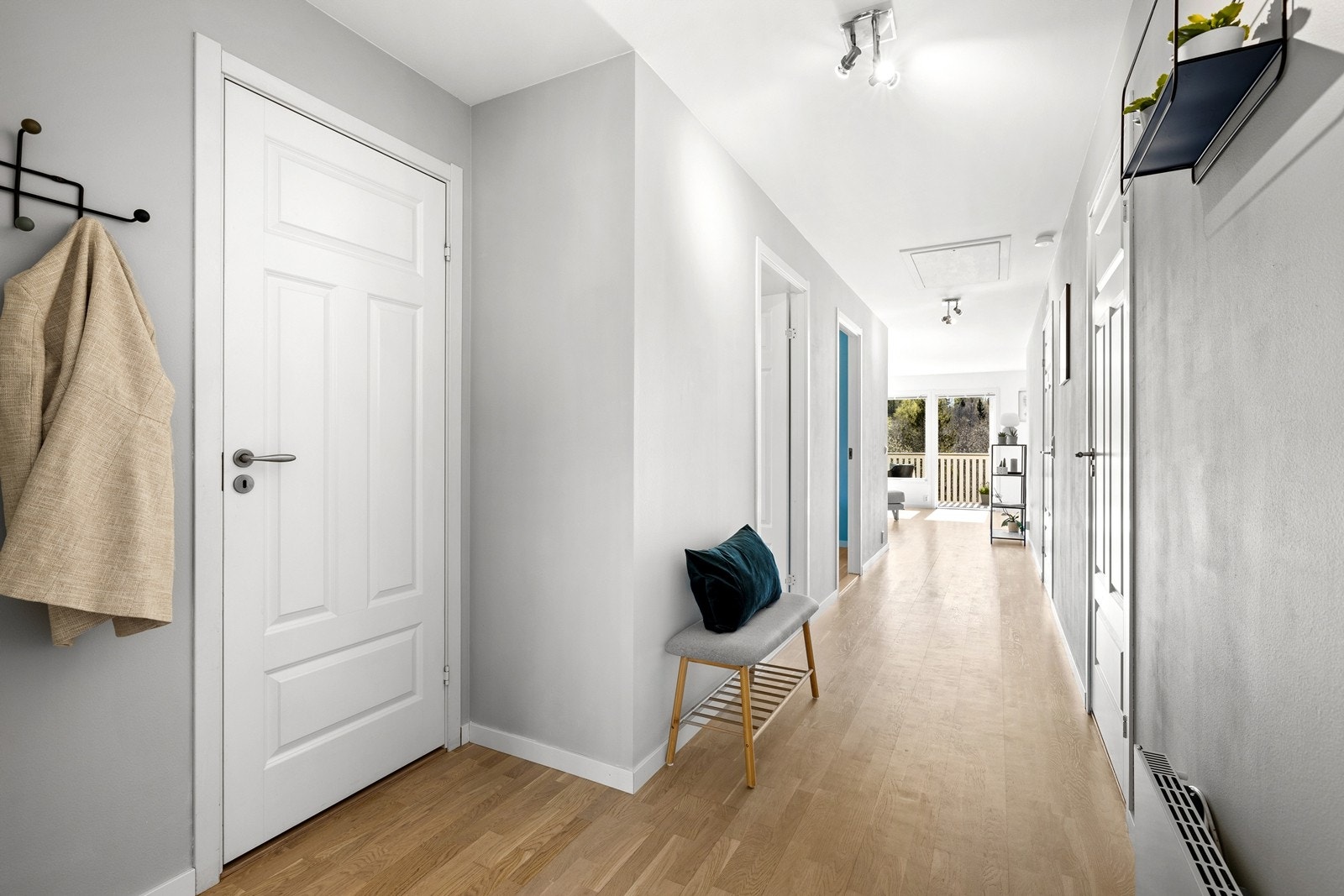 Inngangsparti/hall Galleribilde