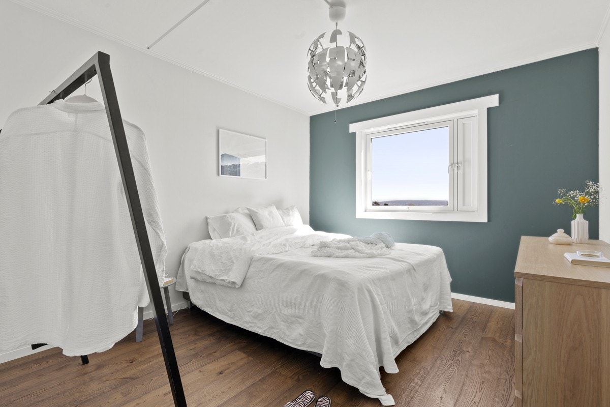 Leiligheten har to gode soverom med plass til seng og garderobeløsning. Galleribilde