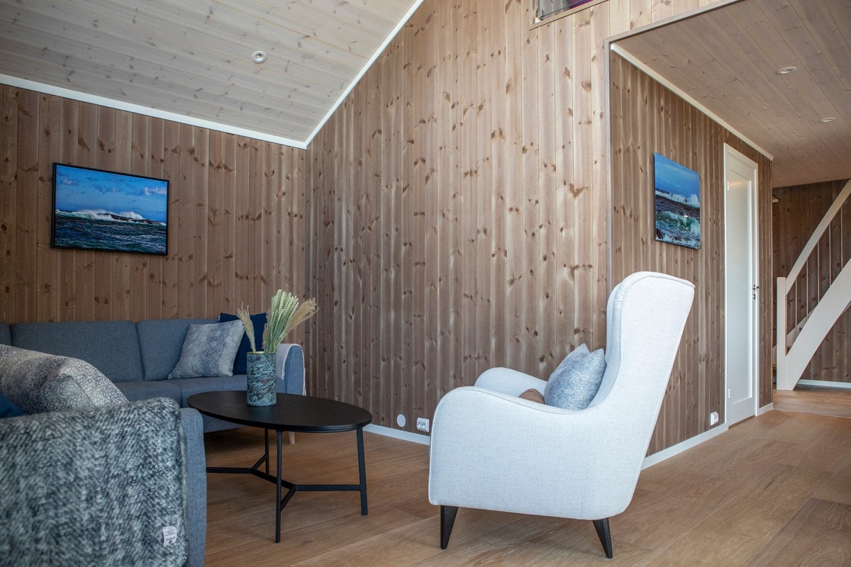 Dette er et herlig sted for spillkvelder med familien, gode måltider og sosiale sammenkomster med venner. Galleribilde